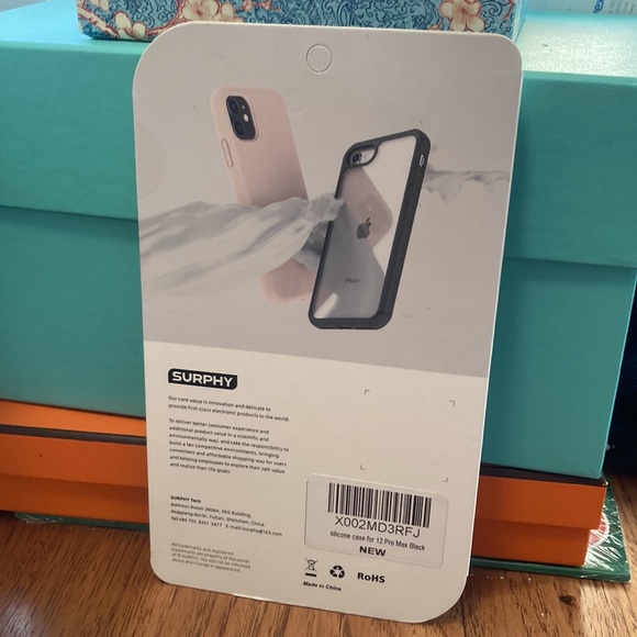 Silicone case for 12 Pro Max - Picture 2 of 3